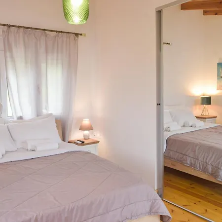 Holiday home Momentum θ - Modern Maisonette With Pool & View Chania (Crete)