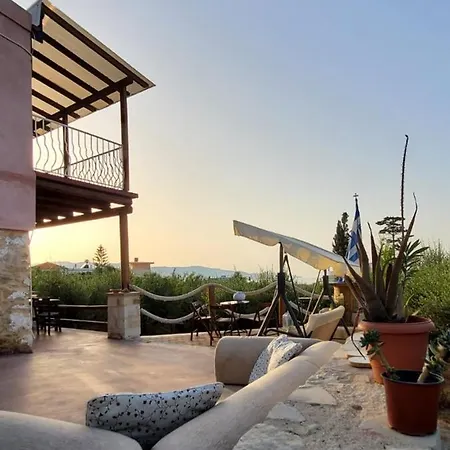 Holiday home Momentum θ - Modern Maisonette With Pool & View *