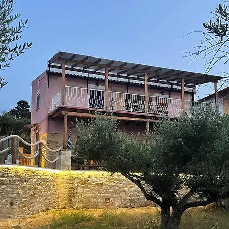 Momentum θ - Modern Maisonette With Pool & View Chania (Crete)
